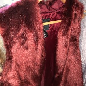 Fur vest deep wine